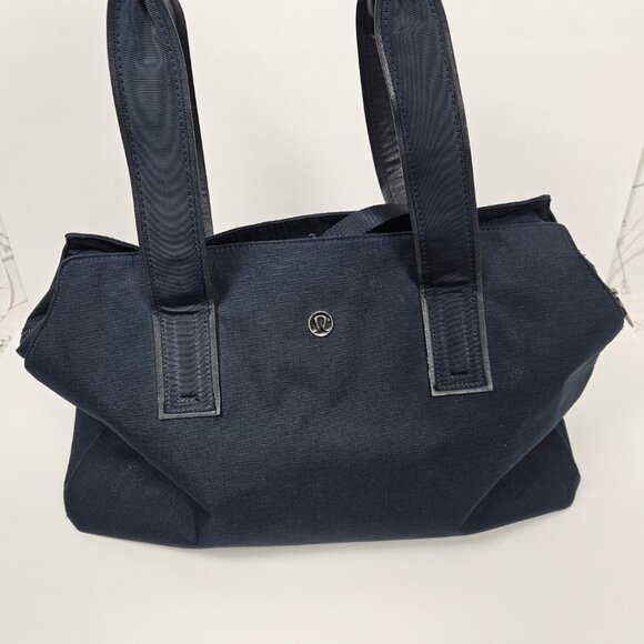 Lululemon Nocturnal Teal Go Getter Gym Duffel Bag - Picture 2 of 16